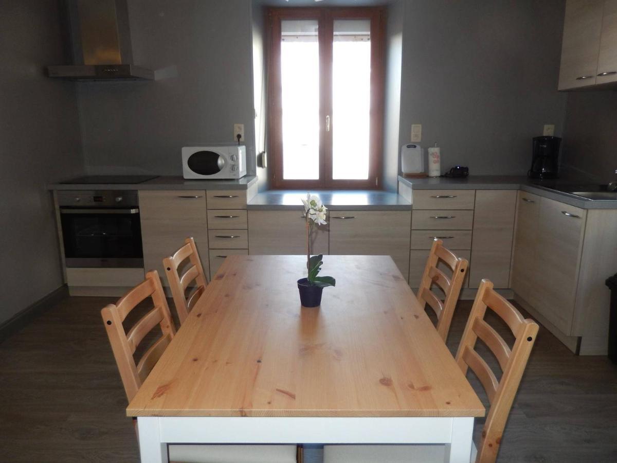 Apartment Au Pied Du Gazon